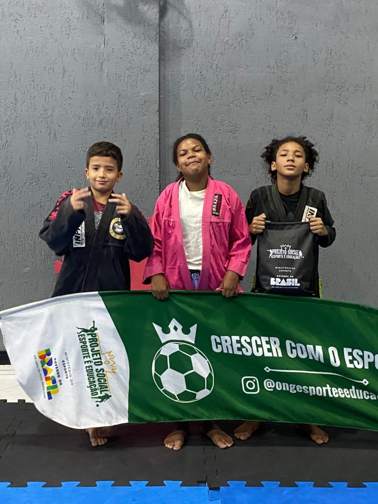 Jiu Jitsu no núcleo Santa Efigênia (Cidade de Deus) — turma Infantil