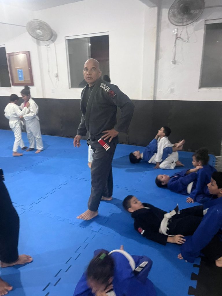 Jiu Jitsu no núcleo Tancredo — turma Infantil e Adulto