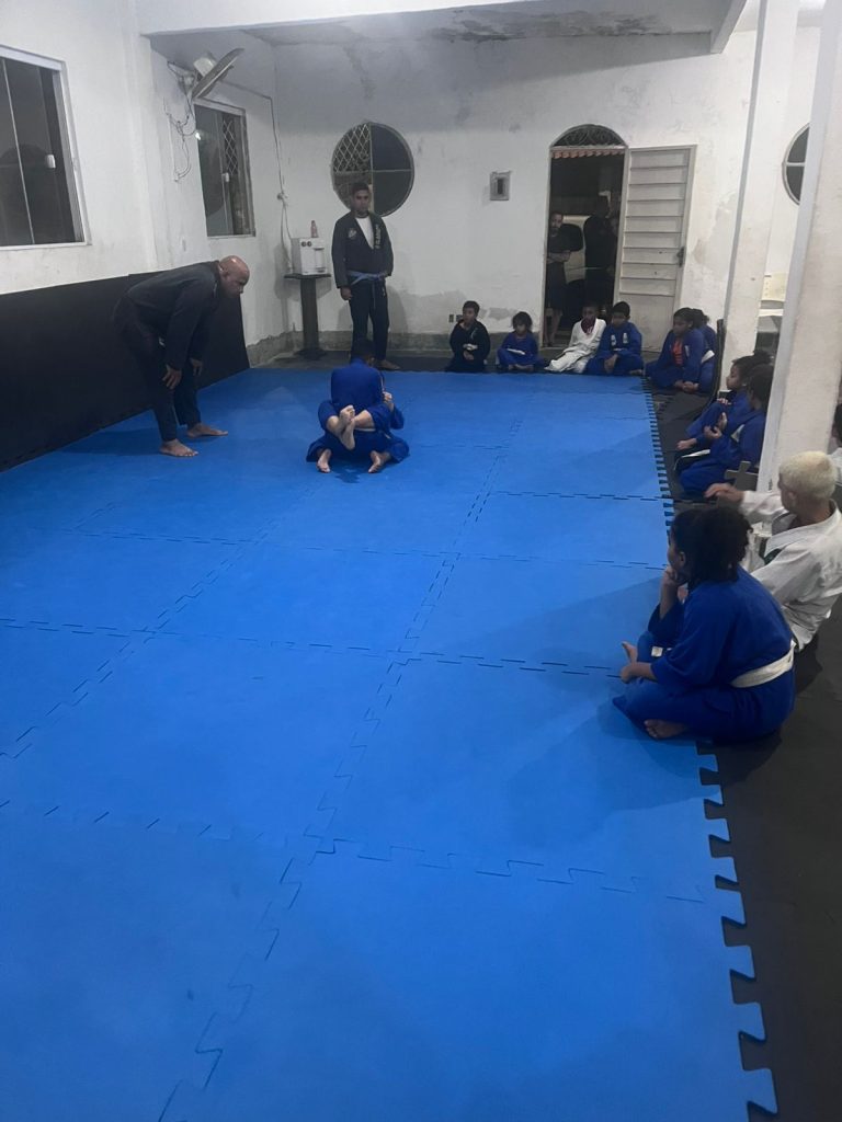 Jiu Jitsu no núcleo Tancredo — turma Infantil