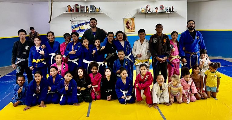Jiu Jitsu no núcleo Duque de Caxias — turma Infantil, Juvenil e Adulto