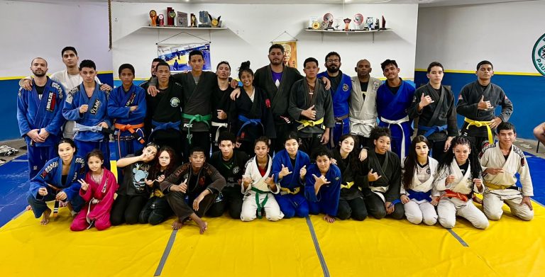 Jiu Jitsu no núcleo Duque de Caxias — turma Infantil, Juvenil e Adulto