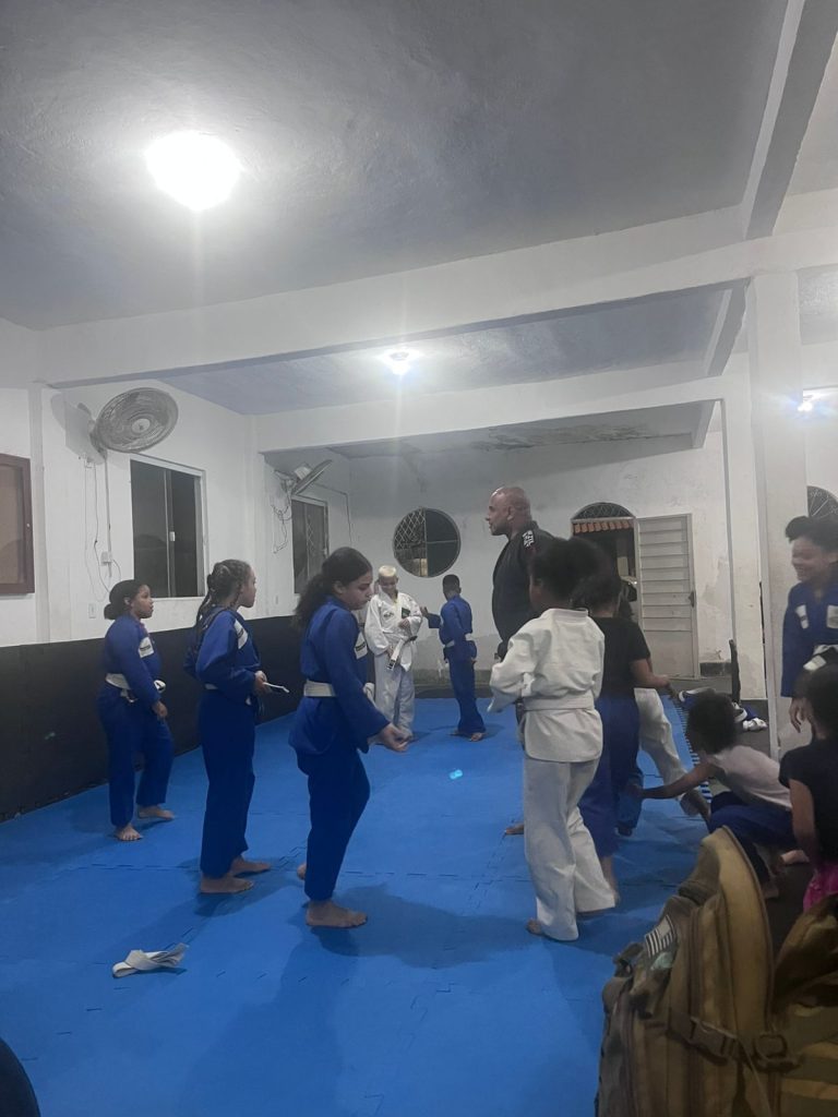 Jiu Jitsu no núcleo Tancredo — turma Infantil e Adulto