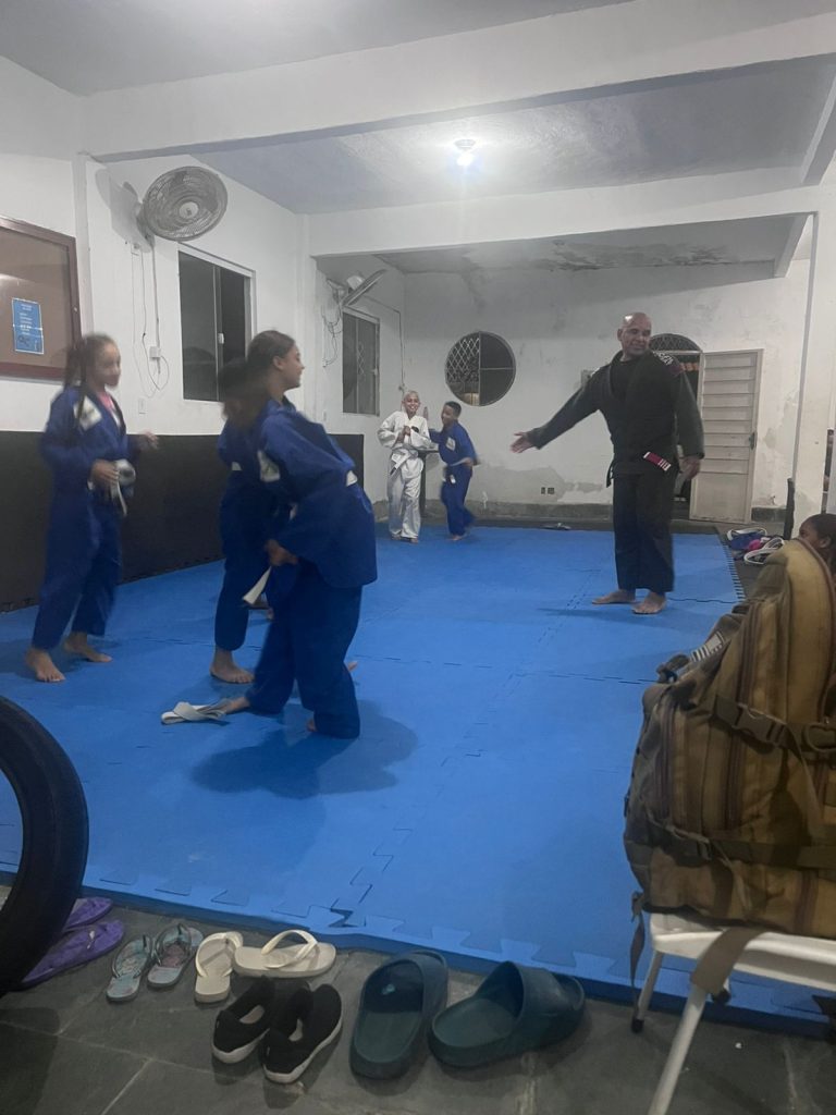 Jiu Jitsu no núcleo Tancredo — turma Infantil e Adulto