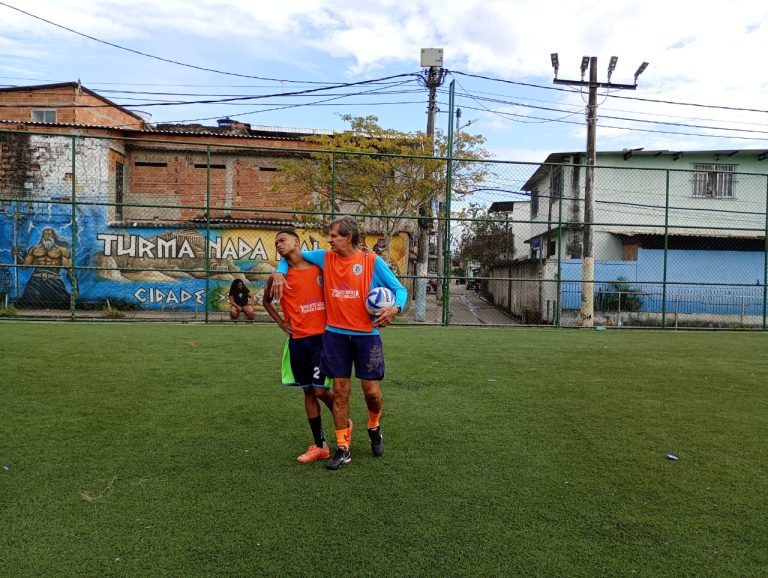 Futebol no núcleo Cidade de Deus — turma Infantil e Juvenil