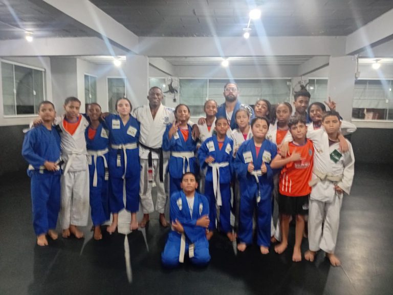 Jiu Jitsu no núcleo Sede — turma Juvenil