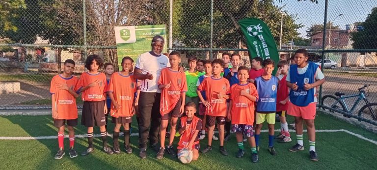 Futebol no núcleo Paciência — turma Infantil e Juvenil