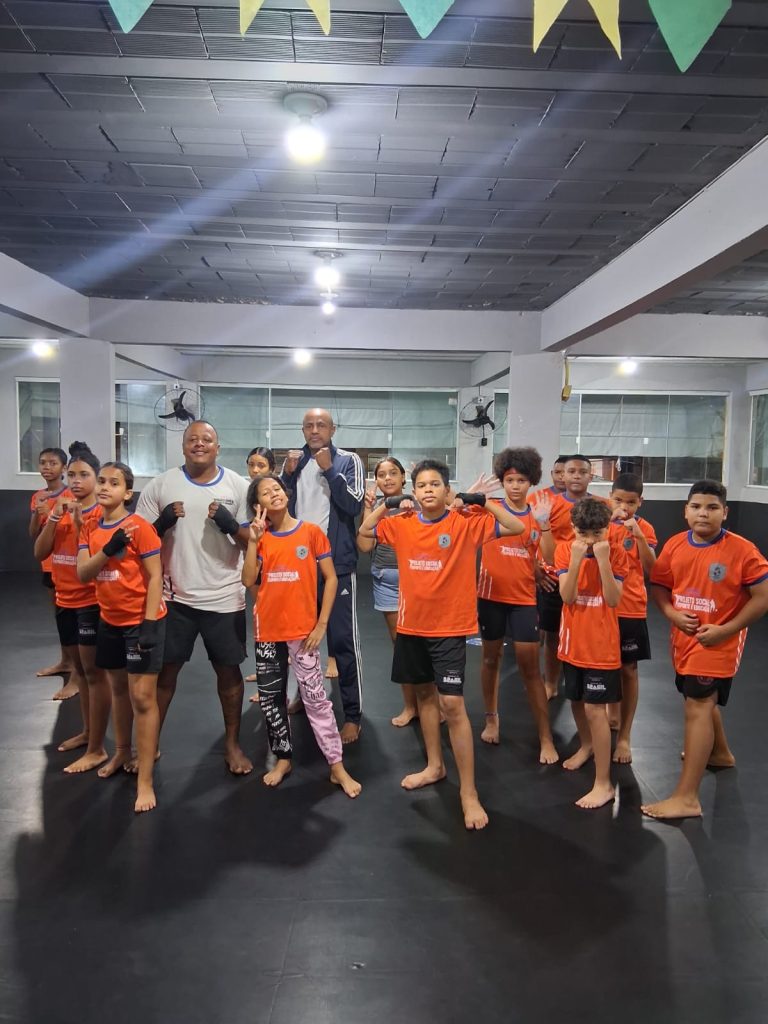 Boxe no núcleo Sede — turma Juvenil