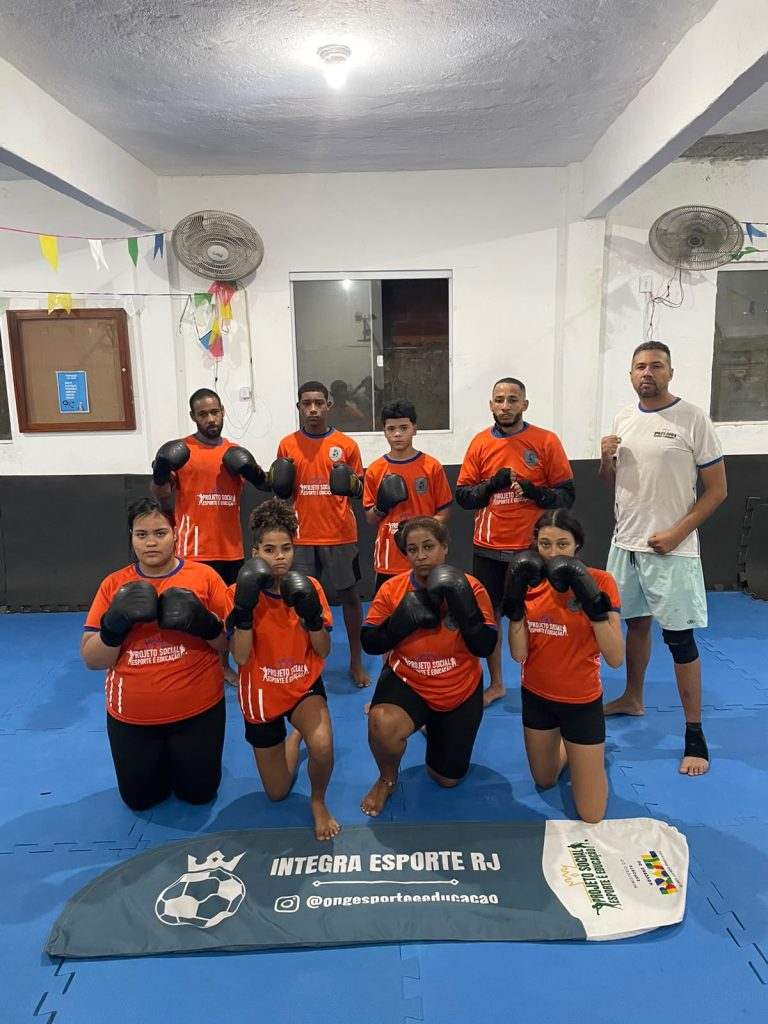 Boxe no núcleo Tancredo — turma Infantil e Adulto