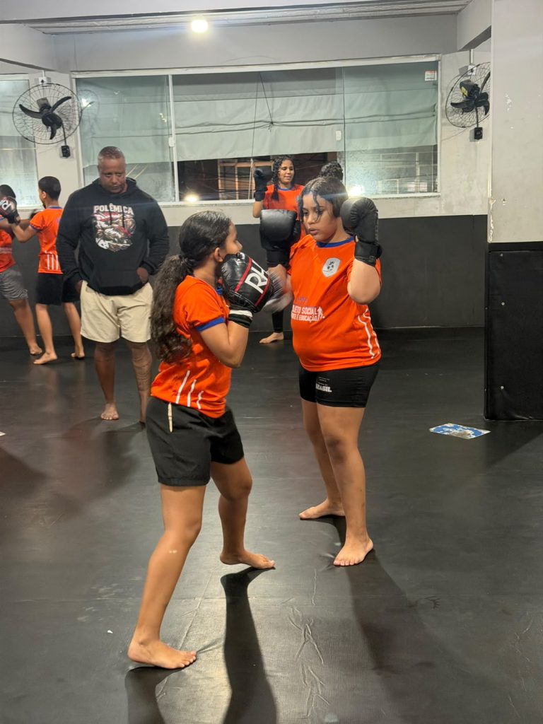 Boxe no núcleo Sede — turma Juvenil e Infantil