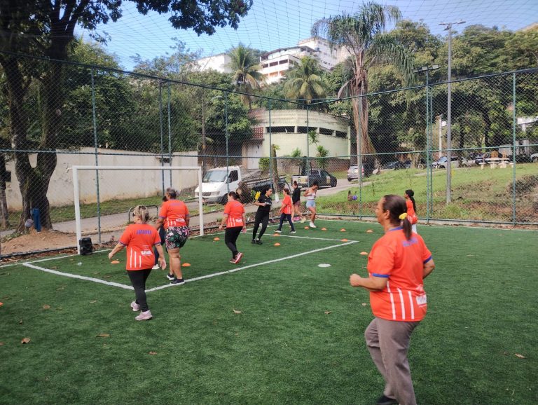 Funcional no núcleo Teixeira — turma Adulto