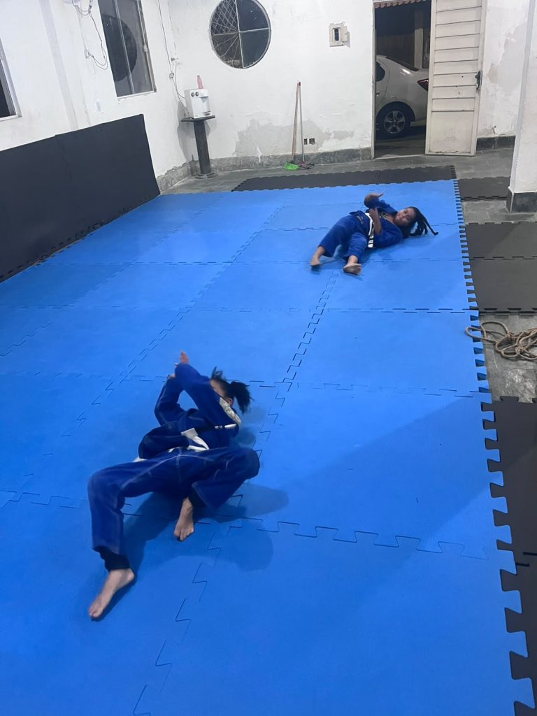 Jiu Jitsu no núcleo Tancredo — turma Infantil e Adulto