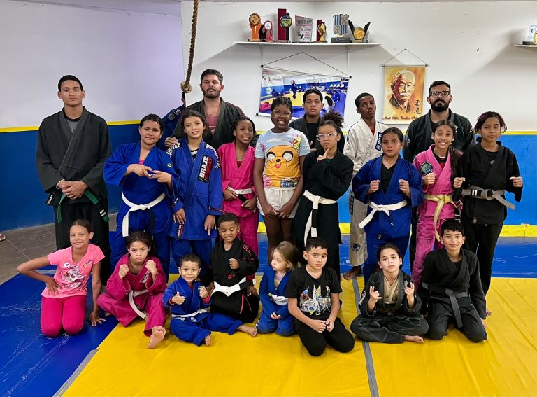 Jiu Jitsu no núcleo Duque de Caxias — turma Infantil, Juvenil e Adulto